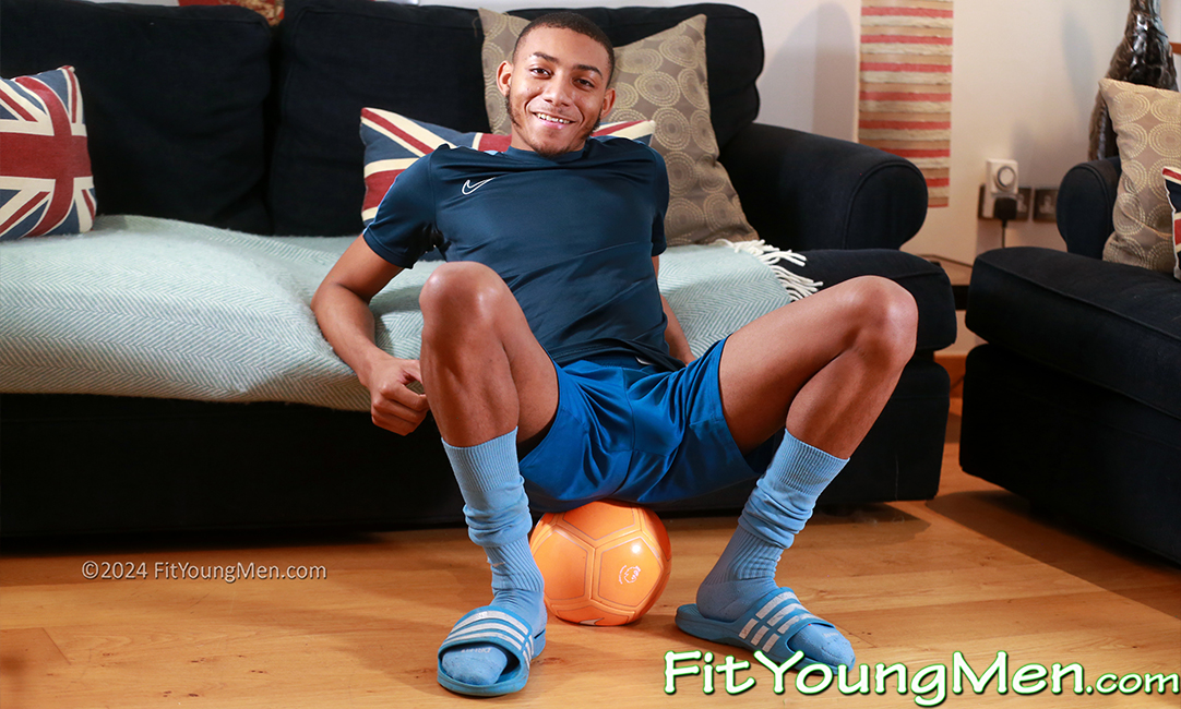 Fit Young Men: Model Mason James - Running - Young Lean Footballer Teen Shows off his Ripped Body